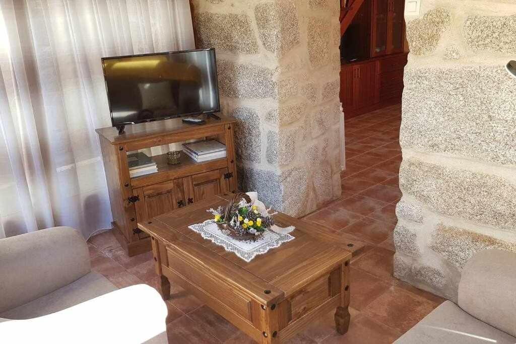 Villa Casa Cuadrantecasa De Piedra En Playa De Carnota Pedrafigueira Exterior foto